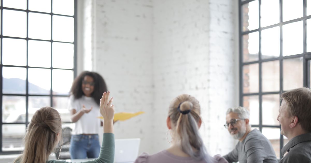 cara menjawab pertanyaan presentasi