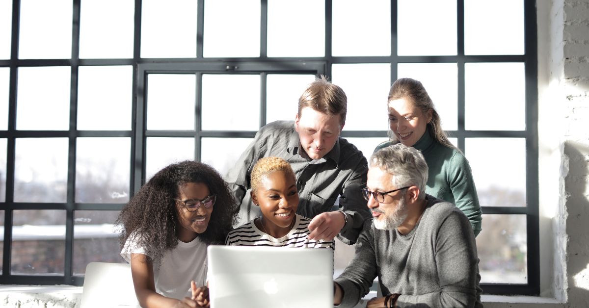 apa itu presentasi interaktif