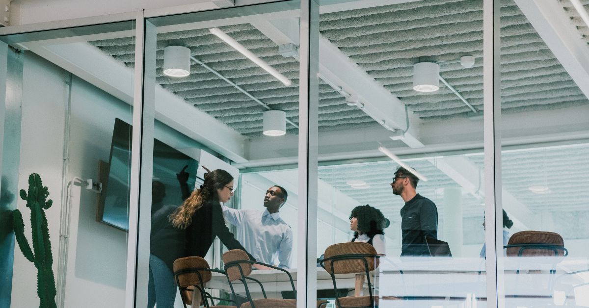 cara menggunakan analogi dalam presentasi