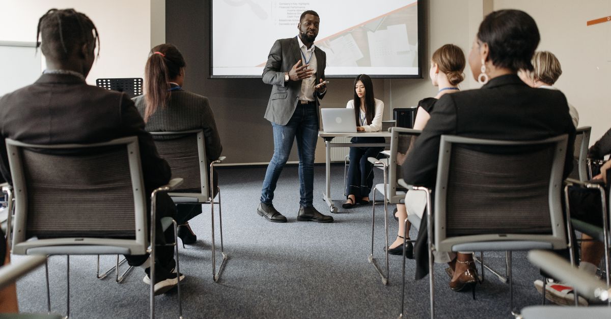 desain presentasi lomba contact center awards