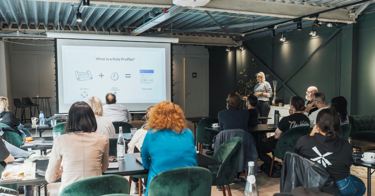 Membuat Company Profile