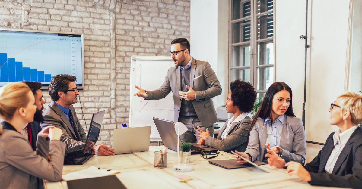 7 Alasan Public Speaking Pelatihan Wajib Diikuti di 2026!