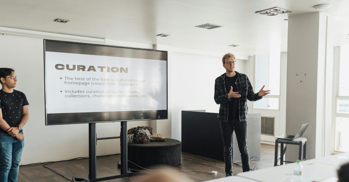 Pelatihan PowerPoint 2026: Masihkah Relevan di Dunia Desainer Grafis?