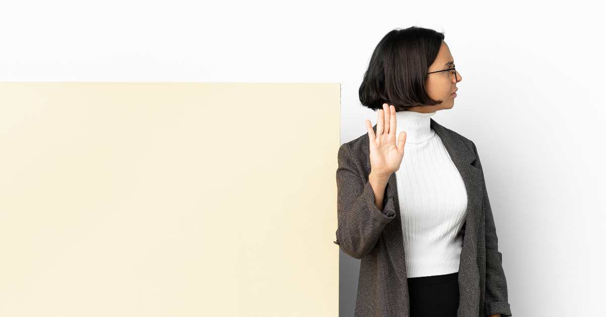 5 Neck Gesture yang Baik Saat Presentasi agar Terlihat Lebih Berwibawa
