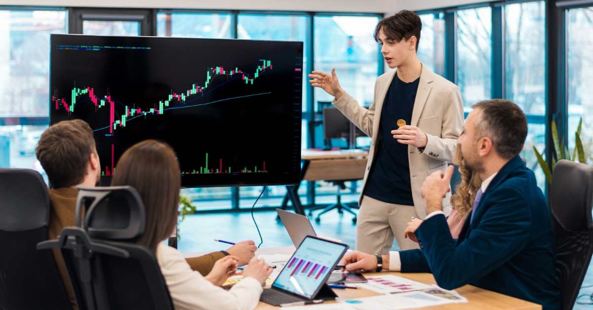 Perbedaan Presentasi Internal dan Presentasi untuk Investor: Apa yang Harus Disesuaikan